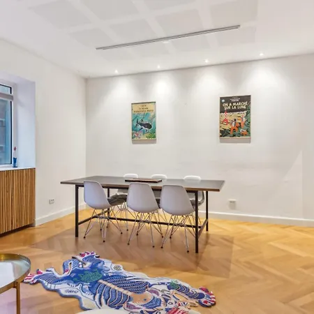 Lejlighed Centrum 70 M2 *