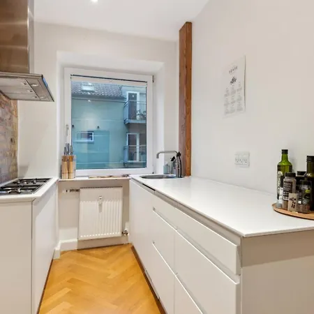 Centrum 70 M2 *
